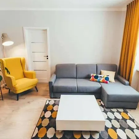 2br Awarded For Renovation & Design * براتسيلافا